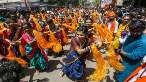 Realizan el Festival Gudi Padwa en Bombay, India