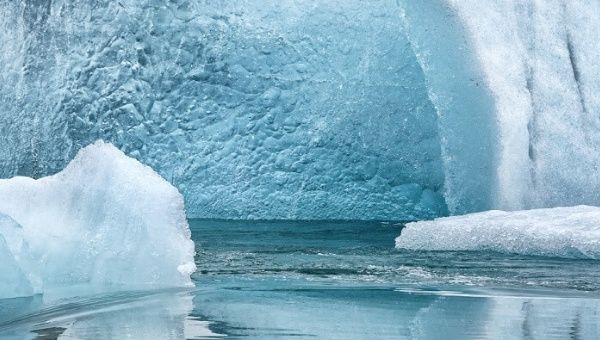 En el informe anual sobre el clima, la OMM afirmó en su momento que “el hielo marino del Antártico cayó a su nivel más bajo y el derretimiento de algunos glaciares europeos literalmente superó los récords".