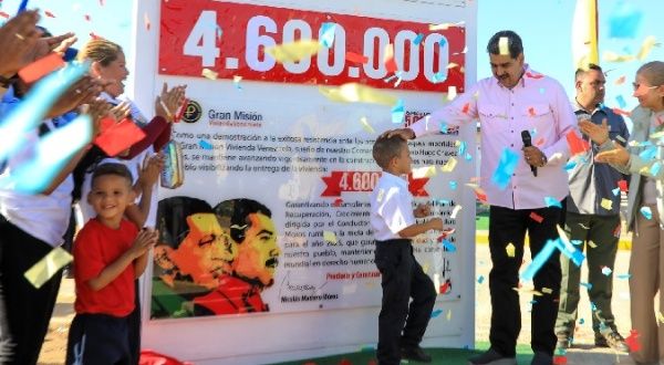 Venezuela: President Maduro Delivers House Number 4.6 Million | News ...