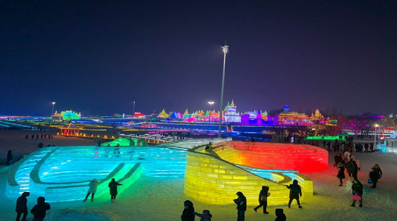En el año 2019, el Festival de la nieve helada solicitó inscribirse en un nuevo récord mundial Guinness, con un tobogán de hielo de 420 metros de largo.
