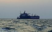 La empresa propietaria del buque petrolero, Mowinkels Rederi, informó que no se reportaron heridos.