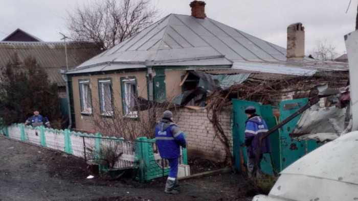 Los ataques son solo algunos de los tantos que vienen realizando las fuerzas leales a Kiev desde el pasado 30 de diciembre y que se han cobrado la vida de decenas de civiles, incluyendo menores de edad.