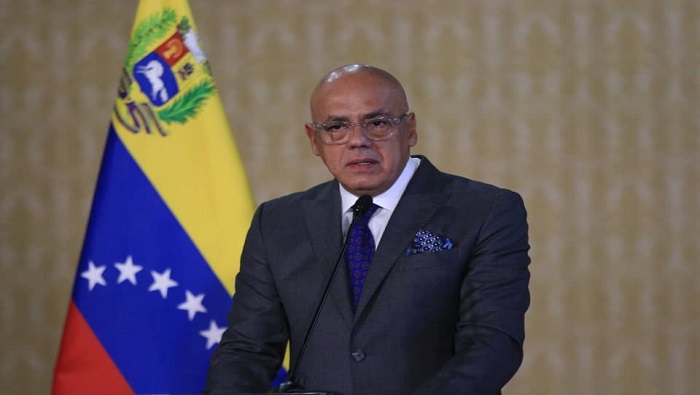 Rodríguez manifestó que los sectores opositores que continúan atentando contra el Estado venezolano violan los Acuerdos de Barbados e incurren en delitos.