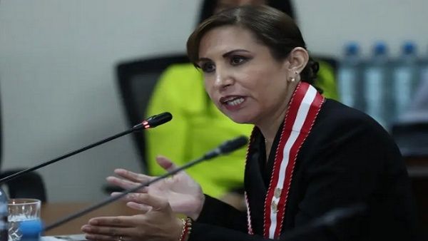 La defensa de la fiscal suspendida Patricia Benavides pidió que se respete el debido proceso legal.