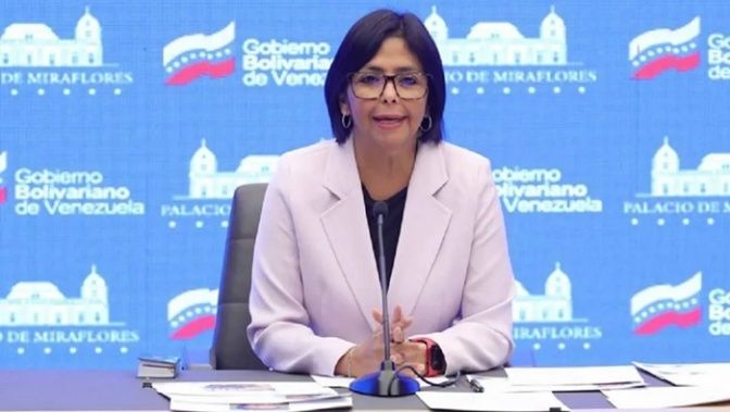 "Venezuela no descansará en la defensa del Esequibo y hará valer sus derechos en todas las circunstancias que se presenten", afirmó Rodríguez.