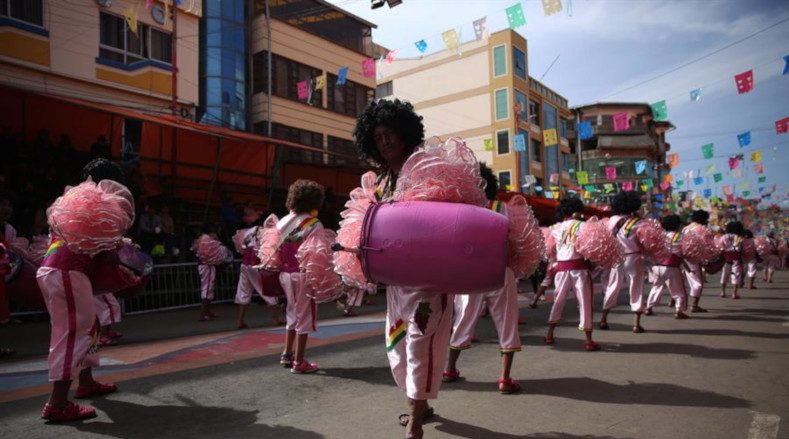Bolivia celebra maratónico Carnaval de Oruro 2024