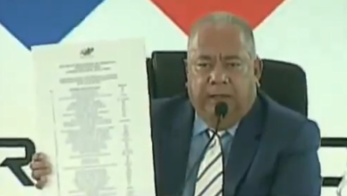 Amoroso mencionó las 37 organizaciones con fines políticos que participarán en la elección presidencial del próximo.