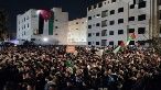 El pueblo jordano llenó las arterias portando banderas palestinas y carteles con mensajes que reclaman un cese al fuego en territorio gazatí.