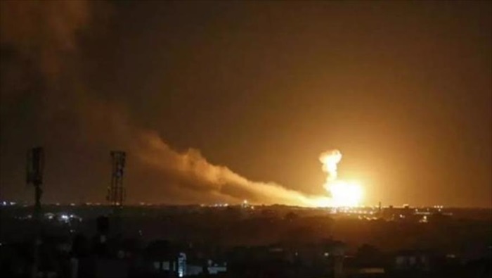 Israel bombardeando más intalaciones en Siria.