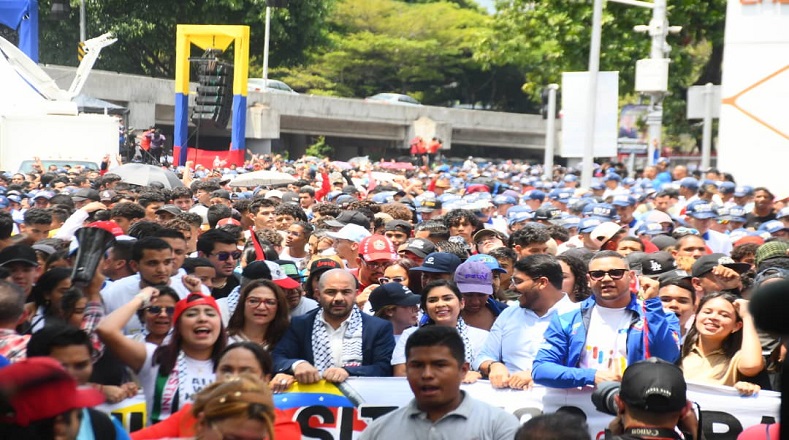 La Federación Venezolana de Universitarios (Fveu) realizó este martes una multitudinaria marcha en apoyo al pueblo palestino y contra el genocidio de Israel en Gaza.
