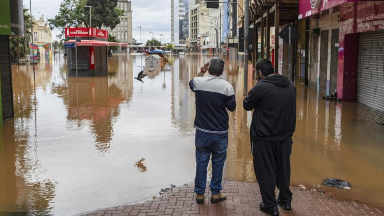  Las tormentas de los últimos días han afectado a casi dos tercios de las 497 ciudades del estado, fronterizo con Uruguay y Argentina. 