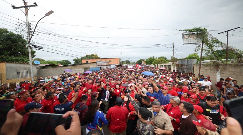 En Caicara, estado Monagas, miles de jóvenes protagonizaron la marcha del 4 de mayo, recordando la historia del territorio y exponiendo el rol de la juventud en el proceso revolucionario, al contribuir a preservar las conquistas de la Revolución Bolivariana.
