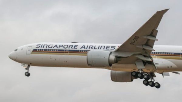 Un muerto deja aterrizaje de emergencia de un vuelo en Bangkok
