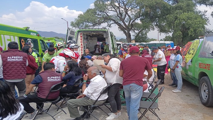Al lugar del siniestro acudieron ambulancias del SUEM; de la Cruz Roja y de Protección Civil desde municipios cercanos.
