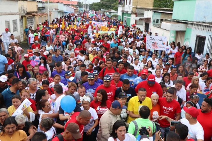 El gobernador de Portuguesa estuvo presente en la manifestación en respaldo de los ciudadanos.