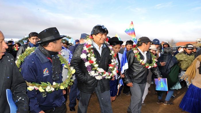 4,2 millones de indígenas respaldan la gestión socialista de Morales (AP)