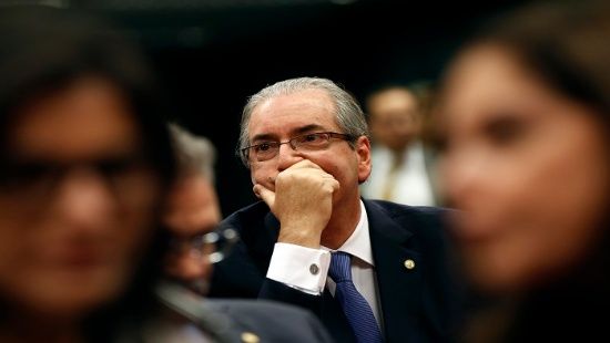 Una reciente encuesta de Datafolha, el 75 por ciento de los brasileños apoya el fin del mandato de Cuhna.